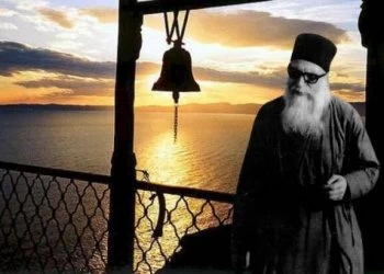 Π. Σίμων Αρβανίτης: «Θα έλθουν πολύ δύσκολες μέρες. Ο κόσμος έχει ξεφύγει από το δρόμο..»